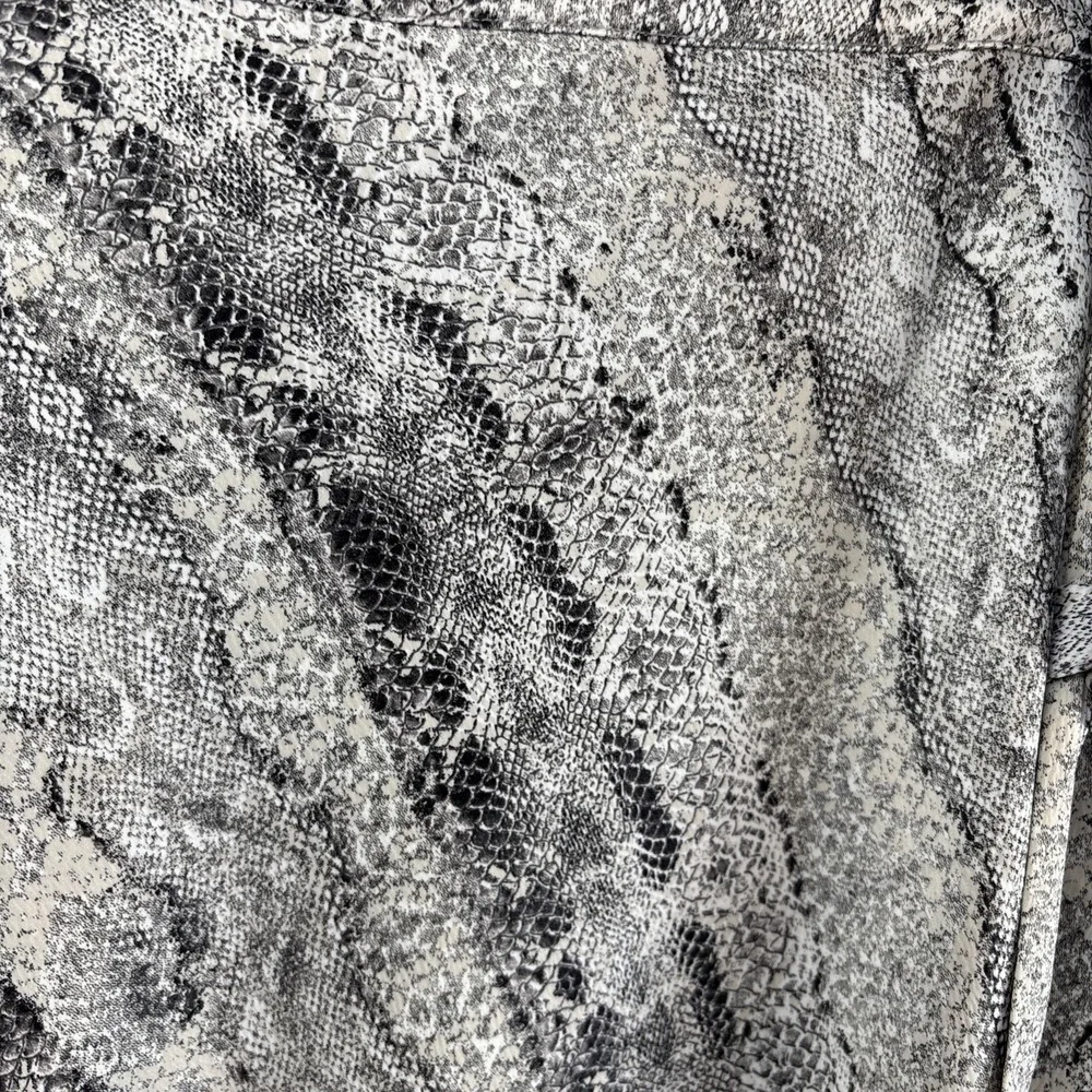 Y2K Vintage The Limited Maxi‎ Skirt 14 Snake Print Black White Wrap Silky Witchy